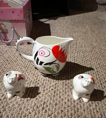Villeroy & Boch Salt & Pepper Shaker With Medium Size Pitcher Set $125